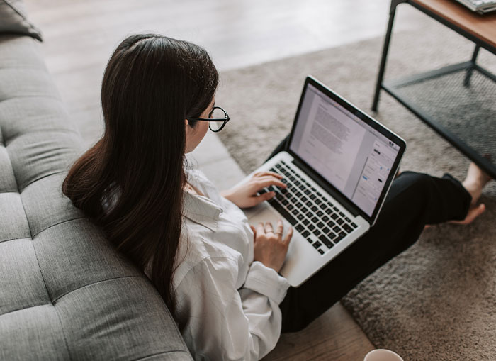 “I Got Reprimanded”: Worker Gets Called Out For Being Faster Than Others, So She Maliciously Complies With New Orders “I Got Reprimanded”: Worker Gets Called Out For Being Faster Than Others, So She Maliciously Complies With New Orders