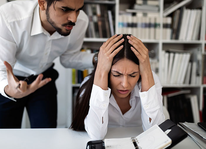 “I Got Reprimanded”: Worker Gets Called Out For Being Faster Than Others, So She Maliciously Complies With New Orders “I Got Reprimanded”: Worker Gets Called Out For Being Faster Than Others, So She Maliciously Complies With New Orders