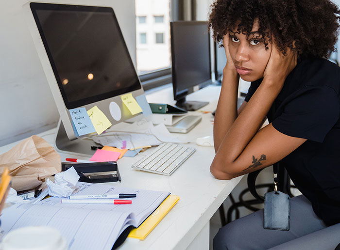 “I Got Reprimanded”: Worker Gets Called Out For Being Faster Than Others, So She Maliciously Complies With New Orders “I Got Reprimanded”: Worker Gets Called Out For Being Faster Than Others, So She Maliciously Complies With New Orders