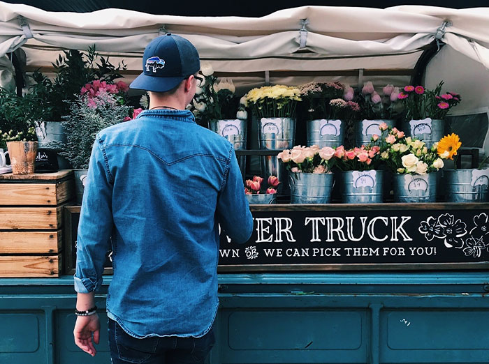 "It's Just Incredibly Patronizing": 30 Women Share Things Men Do Attempting To Be Helpful That Never Have The Intended Effect