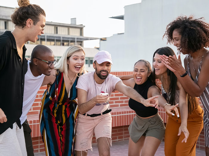 "It's Just Incredibly Patronizing": 30 Women Share Things Men Do Attempting To Be Helpful That Never Have The Intended Effect