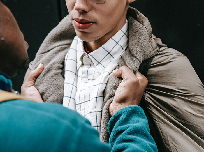 "It's Just Incredibly Patronizing": 30 Women Share Things Men Do Attempting To Be Helpful That Never Have The Intended Effect