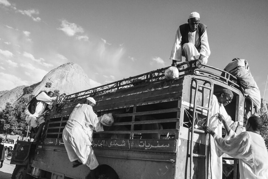 Dancing With The Dead: A Journey Back In Time With The Sufis Of Sudan