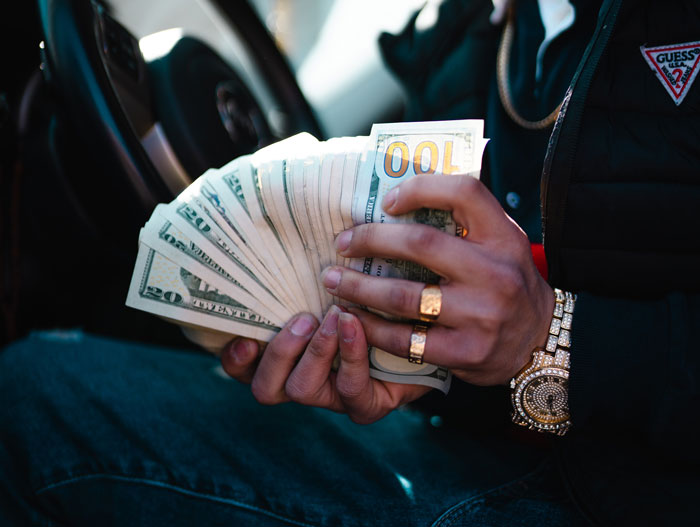 &ldquo;Am I A [Jerk] For Telling Someone That His &lsquo;Achievement&rsquo; Just Meant That He Had Rich Parents?&rdquo;