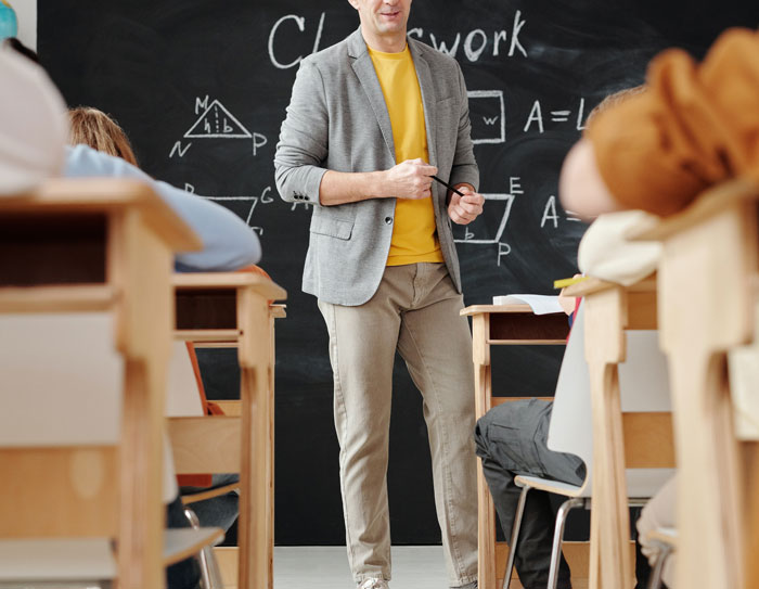 Educator Waits For 20 Minutes After Getting Summoned For An Interview And Then Leaves