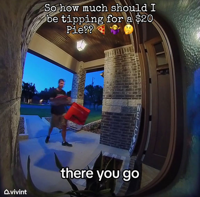 DoorDasher Fired For Cursing Out A Woman After She Gave Him A $5 Tip On A $20 Order