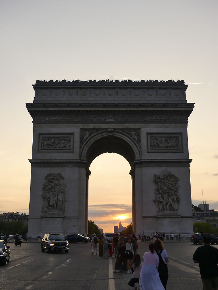 Arc De Triomphe, Paris