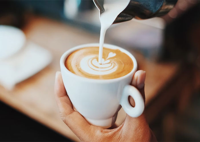 30 People Share "Really Dumb" Hobbies That Only Rich People Seem To Like