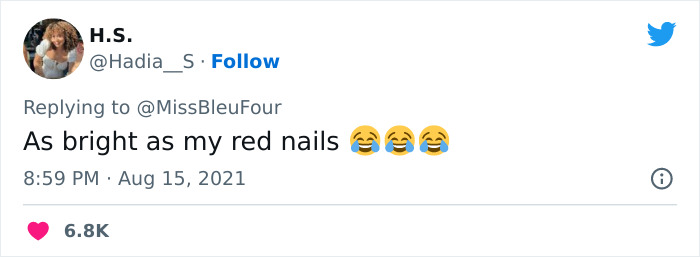 Woman Praises Guy For Giving Her A Note Saying Her Date Is A Red Flag After Listening To Their Convo