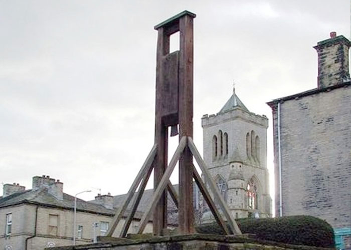 40 Bits Of History That People Are Shocked To Learn Happened Simultaneously