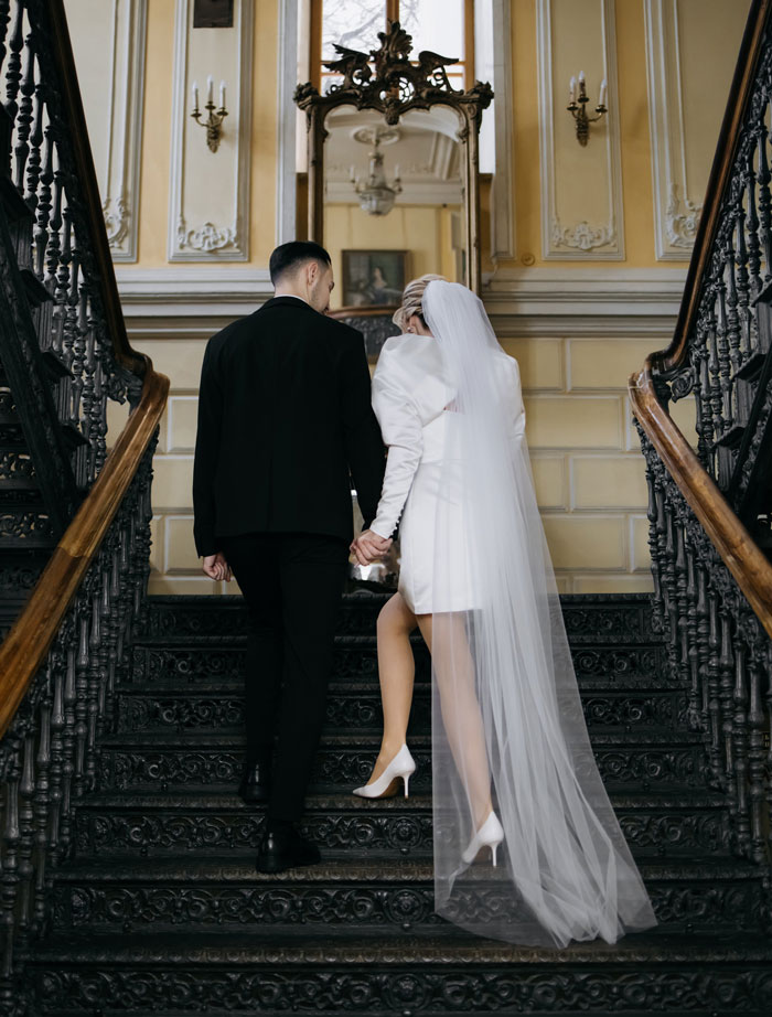 &ldquo;You Could Hear A Pin Drop&rdquo;: Wife Calls In-Laws&rsquo; Last Name &lsquo;Boring&rsquo; Without Thinking Before Speaking