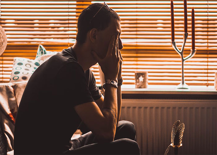 40 Things And Secrets People Saw In Their Professions That They Avoid Now