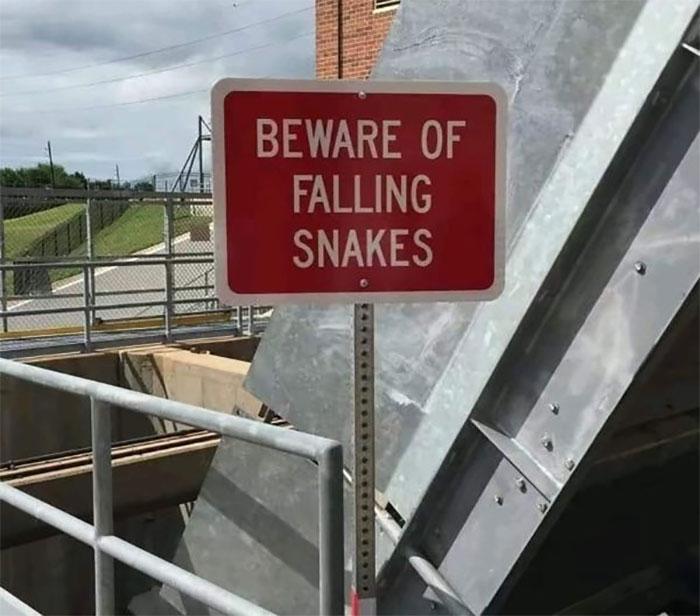 Rare-And-Unusual-Funny-Signs
