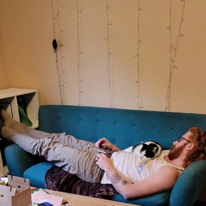 Man Gets Asked &ldquo;Could You Prove That All Billionaires Are Evil&rdquo;, Goes Ahead And Does It