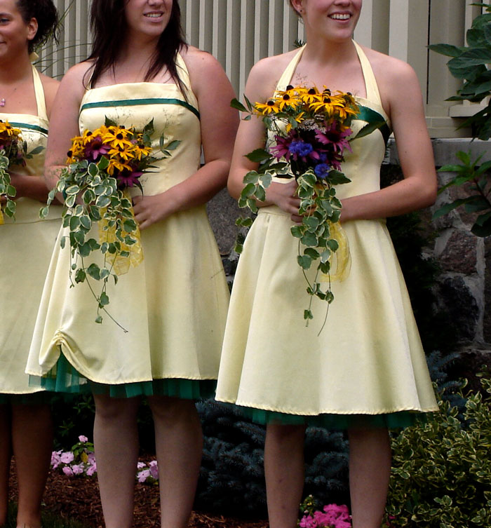 Brother Flips Expensive Gift Meant For Sister&rsquo;s Wedding After She Mistreats His GF Thrice