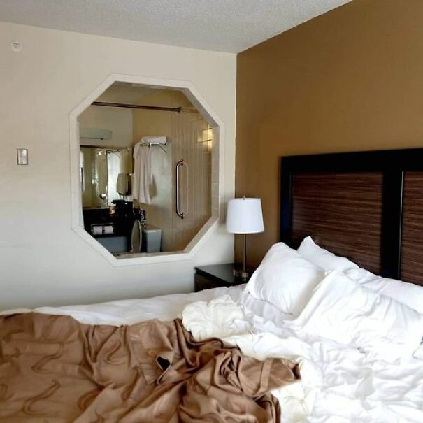 Bedrooms-With-Threatening-Auras-Photos