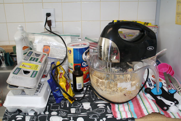 Brother Flips Expensive Gift Meant For Sister&rsquo;s Wedding After She Mistreats His GF Thrice