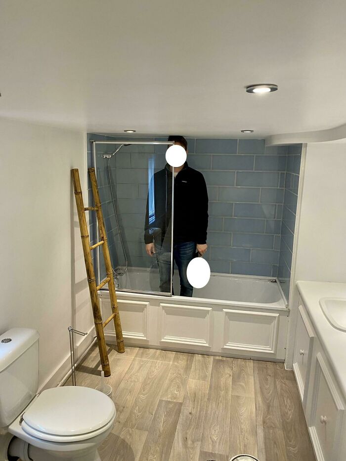 Wtf? The Rental Agent Said This Is A Great Bathroom. Wtf Is Wrong With These Morons? I’m Average Height By The Way