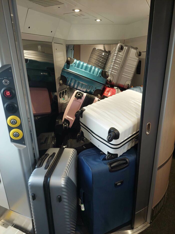 London To Edinburgh Train Today... Let's Hope No One Needs To Pee