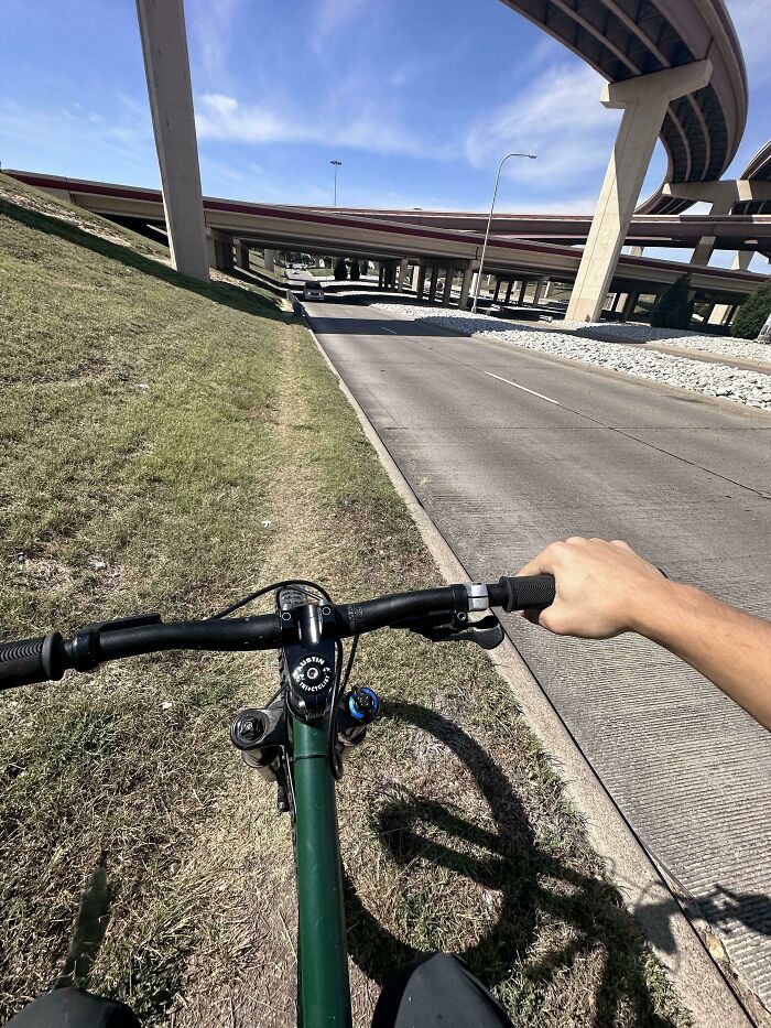 Ojalá una ciudad en la que poder ir en bici BIEN