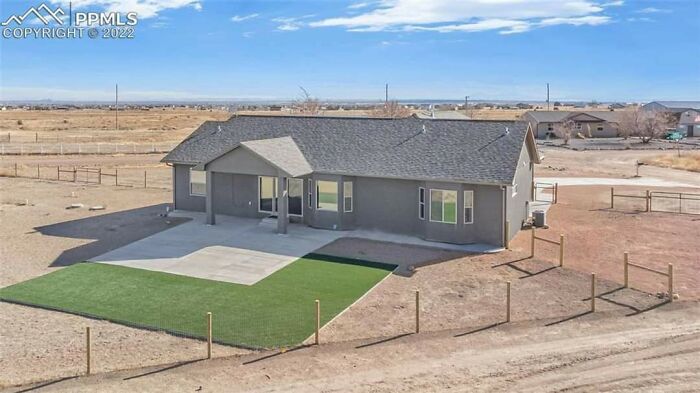 Living The Dream – Desert Burbs Edition