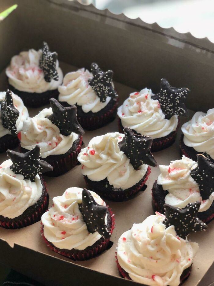Some Of The Peppermint Hot Chocolate Cupcakes I Made Over Christmas
