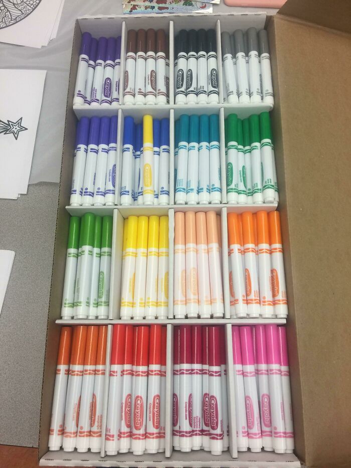 I Was Volunteering At A Local School When Suddenly I Found This