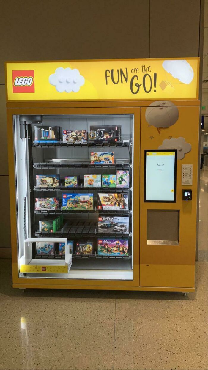 An Airport LEGO Vending Machine - Kind Of A Solid Idea