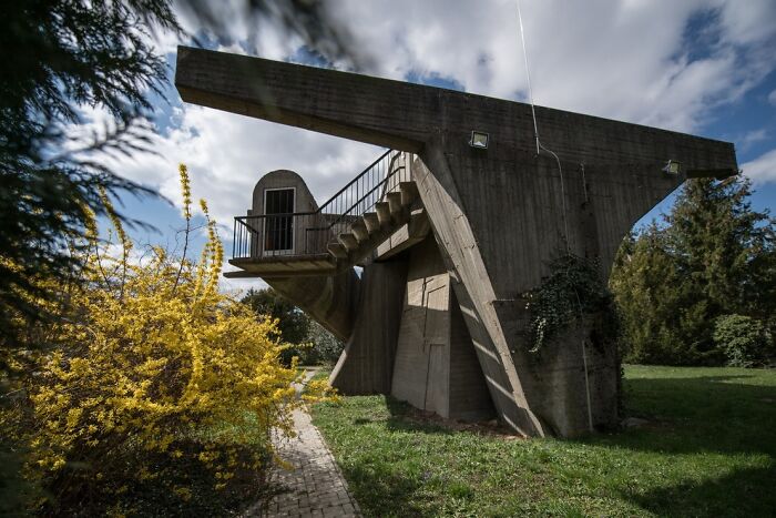Gothard Observatory (1968) Szombathely, Hungary Architect: Elemér Zalotay Photo: János Bődey / Index