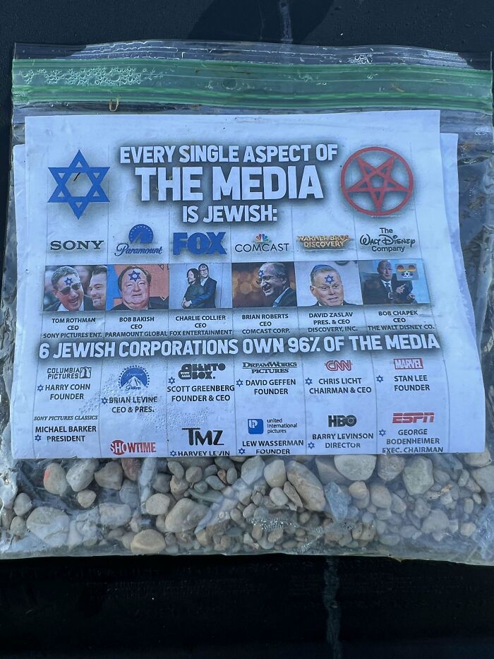 Yikes. Came Outside This Morning To Find This On My Front Step. Just Moved Out Into The A Rural Area Of Central Indiana. 😳