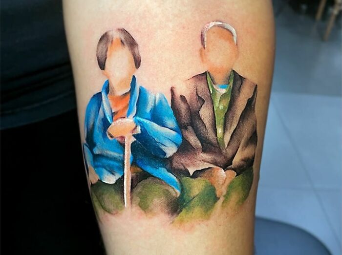 Watercolor tattoo of two elderly figures, symbolizing family love and memories.