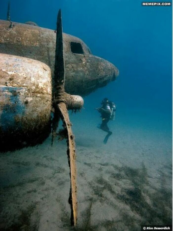 Sunken Ww2 Bomber