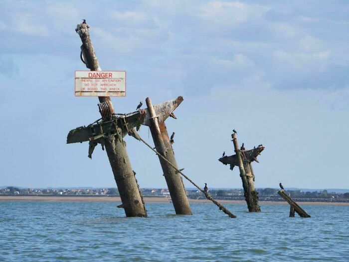 Masts Of The Ss Richard Montgomery