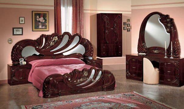 Bedrooms-With-Threatening-Auras-Photos