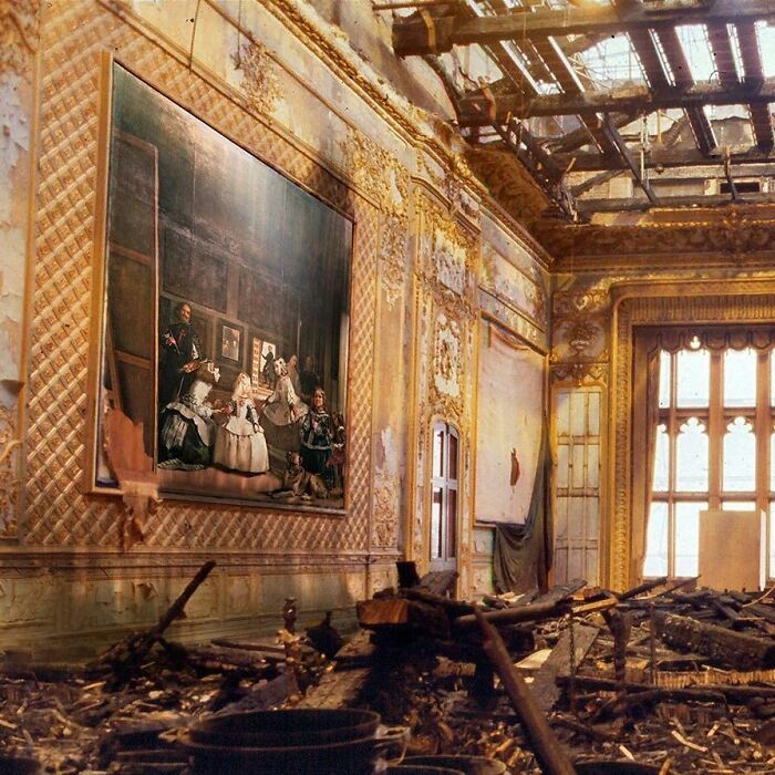 Great-Art-In-Ugly-Rooms