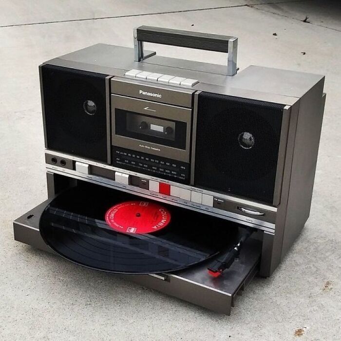 Panasonic Sg-J500 Portable Stereo. 1984