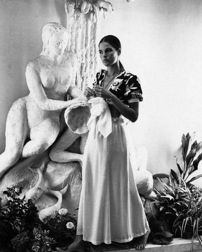 Ali Macgraw Modeling An Ossie Clark Dress, 1969. Photos By Harry Dempster