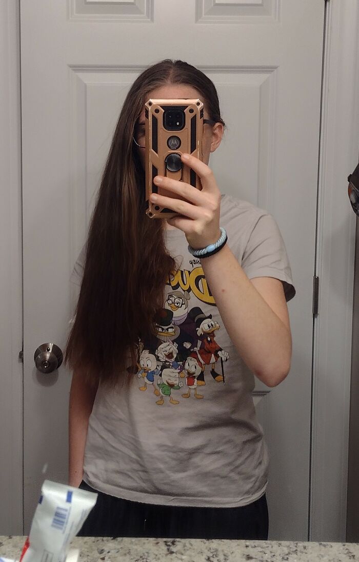 Here's My Poofy Hair :)