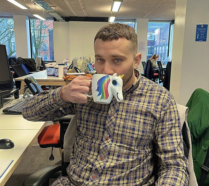 Watch Me Whip, Watch Me Neigh Neigh