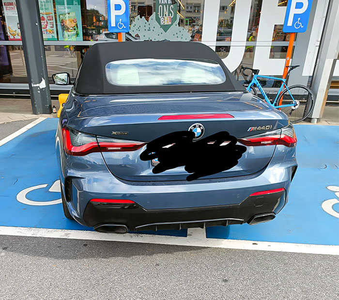 Look At This Jerk At The Supermarket