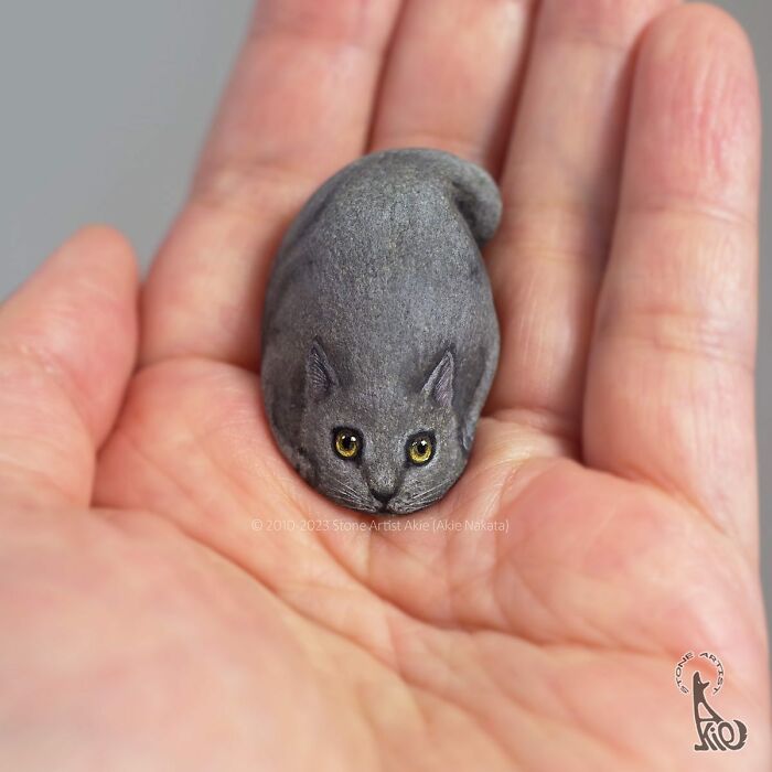 Japanese Artist Turns Rocks Into Cute Little Animals (New Pics)
