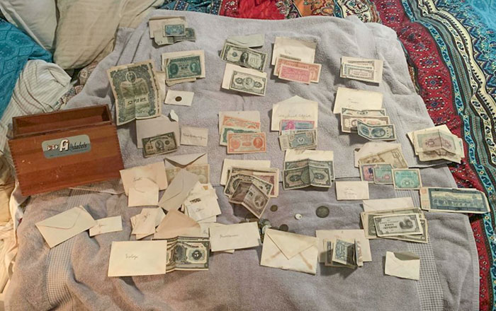 Suelo correr por una vieja carretera donde tiran basura. Un día me paré y encontré una caja llena de dinero