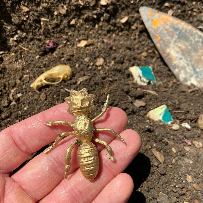 Meet Archaeological Sculptures Inspired By Pop Culture By Joshua Goode