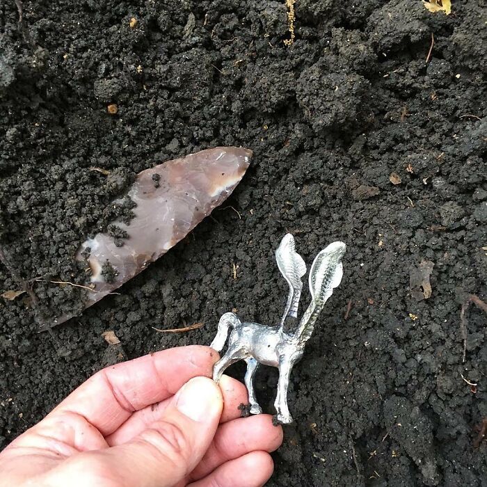 Meet Archaeological Sculptures Inspired By Pop Culture By Joshua Goode