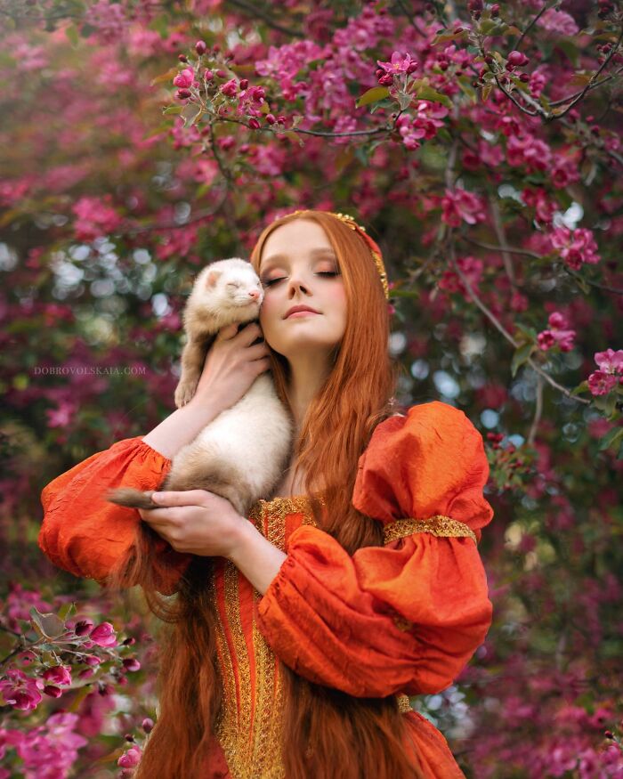 Photographer Creates Stunning Photo Shoots To Highlight The Close Bond Between Humans And Animals (New Pics)