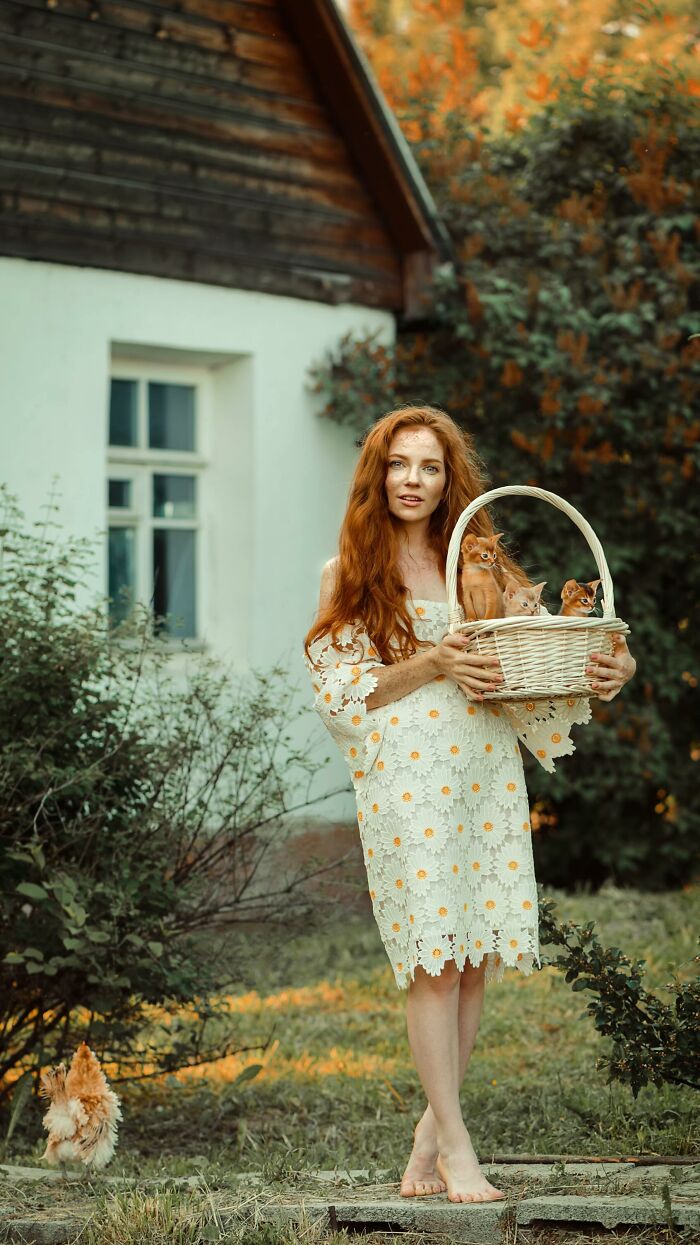 Photographer Creates Stunning Photo Shoots To Highlight The Close Bond Between Humans And Animals (New Pics)