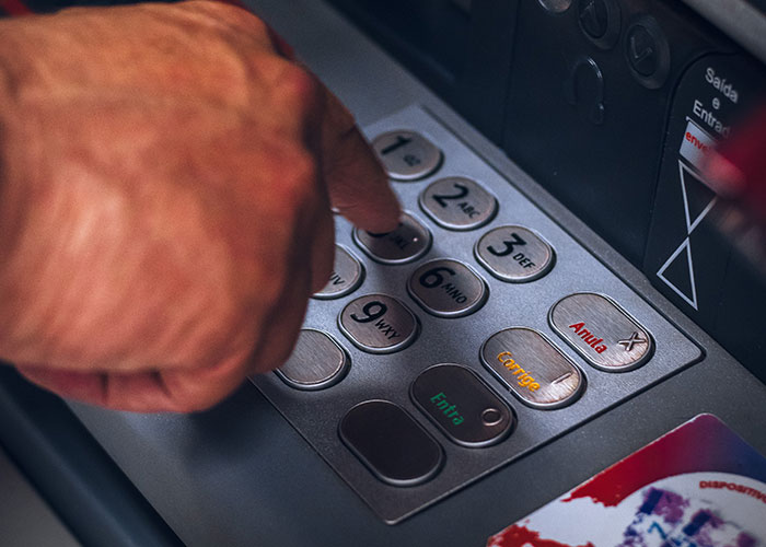 “Book A Normal Ticket First": 30 Air Travel Tips To Make Your Flight As Effortless As Possible