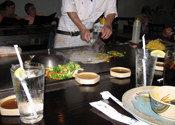 Woman Doesn&rsquo;t See Anything Wrong With Ordering Burger King To A Restaurant, Gets A Reality Check