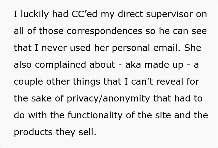 'Karen' Goes Wild After She Doesn't Get A Reply From Woman Who's On Vacation, Attempts To Get Her Fired