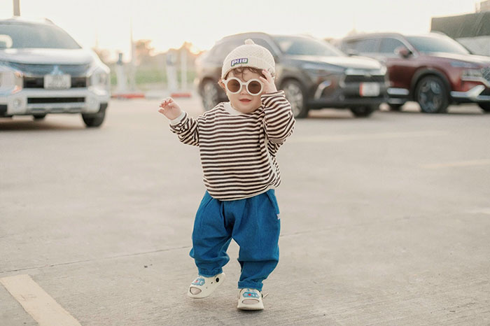 30 Behaviors That People Think Scream "I Make Poor Financial Choices"